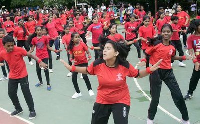 Kozhikode in festive mood; dance, music mark Onam fete