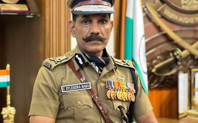 Behave while dealing with petitioners, DGP tells police officers