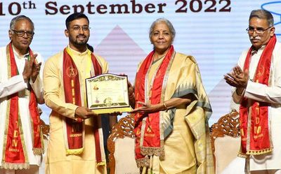 Union Finance Minister underlines importance of young working population