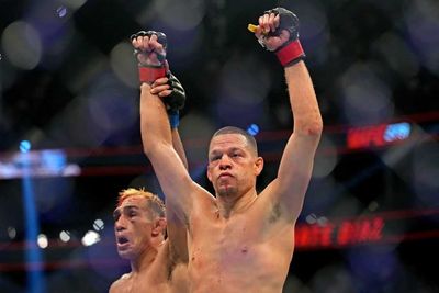 Nate Diaz Submits Tony Ferguson in Farewell Fight at UFC 279