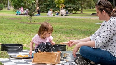 Screen time ditched for green time as nature play takes off