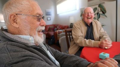 Ken Beeton farewells man who saved him from drowning more than 70 years ago at Taree