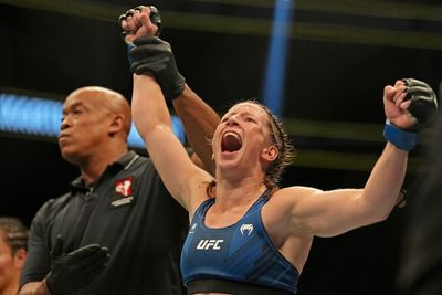 Elise Reed def. Melissa Martinez at UFC 279: Best photos