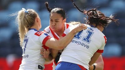 Sydney Roosters pip Newcastle Knights 18-16 in NRLW thriller