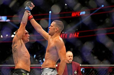 Nate Diaz def. Tony Ferguson at UFC 279: Best photos