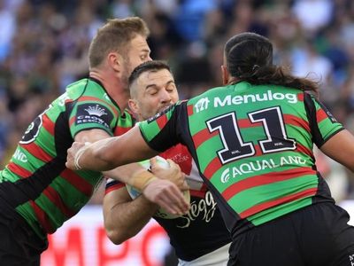 Seven sin-bins as Souths outlast Roosters