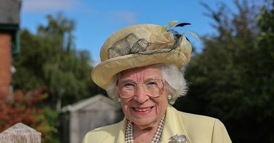 Professional Queen lookalike has no plans to retire