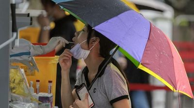 China Quarantines College Students under Strict COVID Policy