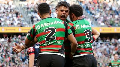 South Sydney Rabbitohs defeat Roosters 30-14 in NRL elimination final