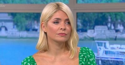 Holly Willoughby shares rare photo of children as they leave 'beautiful' tribute to Queen