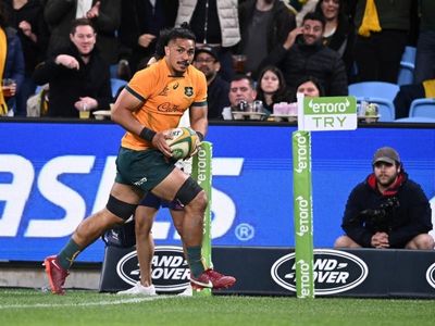 Rugby muscles in on AFL-mad Melbourne