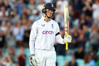 England on the verge of series victory despite bad light halting Zak Crawley’s charge