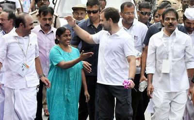 Bharat Jodo Yatra off to a rousing start in State