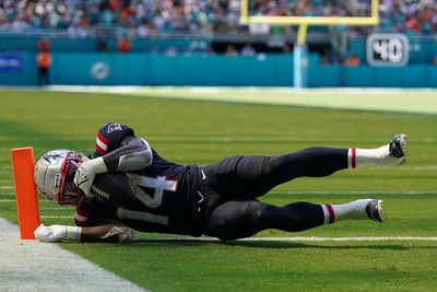 Ty Montgomery literally rolls for Patriots first touchdown of 2022 season