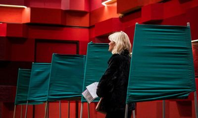 Swedish election: far right makes gains but overall result on knife-edge