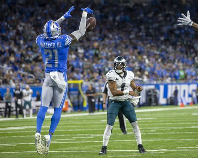 Lions captain Tracy Walker ejected after 2 personal fouls on the same play