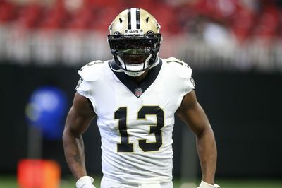 Michael Thomas is back in the end zone — twice — for Saints