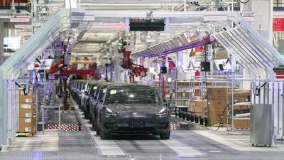 Giga Montreal? Canadian Government Opens Talks With Tesla Over New Factory