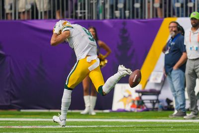 Missed chances doom Packers in sloppy, disappointing season opener