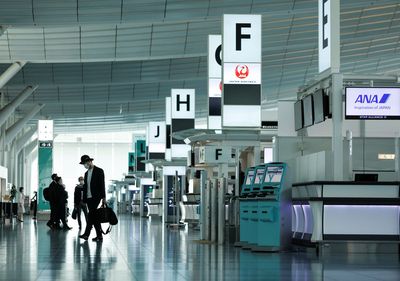 Japan govt to waive tourist visa requirements as part of border easing -FNN