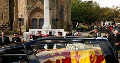 Warnings issued to those visiting the Queen lying-in-state