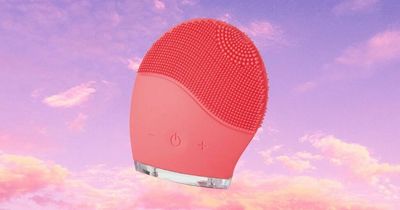 Aldi's dupe for Foreo's £190 cleansing brush is down to just £3 - act fast