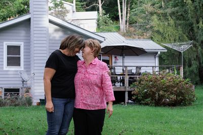 With early Alzheimer's in the family, these sisters decided to test for the gene