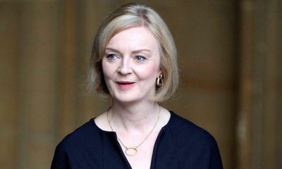 Liz Truss likely to visit US and hold mini-budget next week