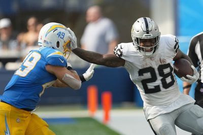 Best images from Raiders Week 1 game vs. Chargers