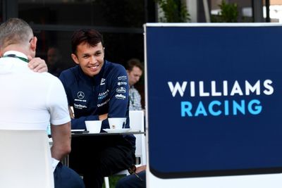 Williams driver Albon needed ventilator treatment after appendix surgery