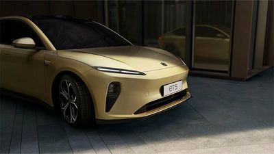 Nio Stock Soars Toward Buy Point Analyst Touts Two Drivers For Tesla China Rival