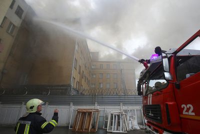 White House: Ukrainians fighting hard to take back territory