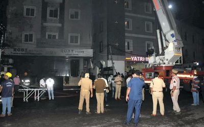 Six killed in fire mishap in Secunderabad hotel