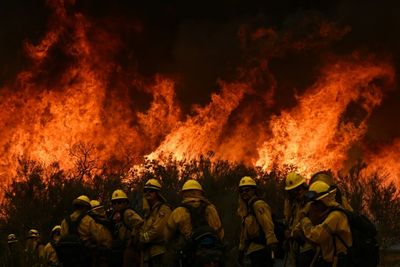 Oregon blaze latest major wildfire to engulf US West