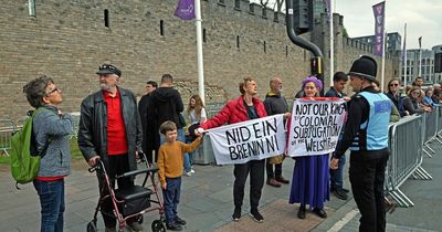 Police warned man 'not my king sign' might offend people