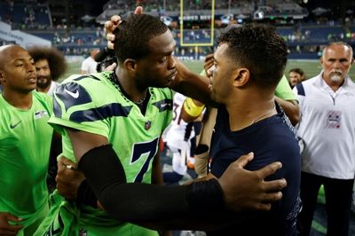 Russell Wilson booed and loses on Seahawks return