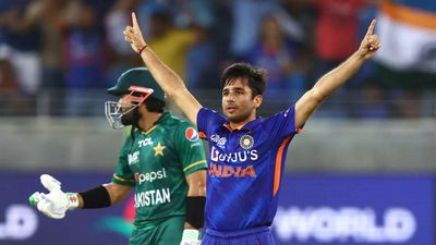 Ravi Bishnoi has got age on his side; should now perform to become undroppable: Sunil Gavaskar