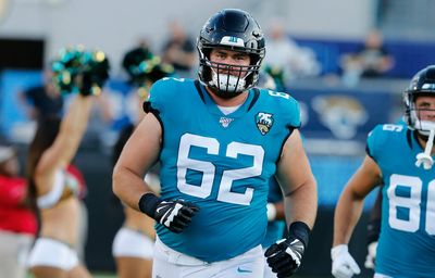 Giants sign OL KC McDermott to practice squad