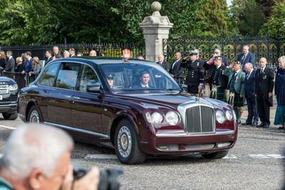 Man arrested after he was allegedly seen holding eggs near Queen's coffin