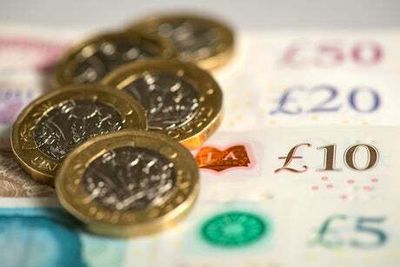 Workers’ real pay drops for ninth month in row