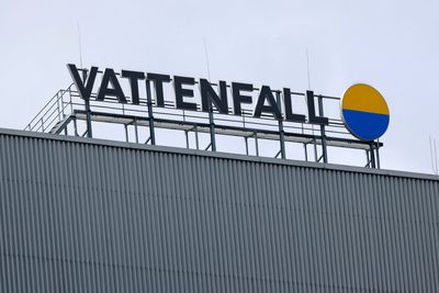 Sweden's Ringhals 4 nuclear outage extends into winter months