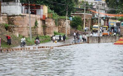 17 bridges come under water in Belagavi district
