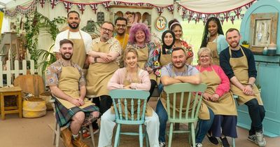 What time does the Great British Bake Off 2022 start and who are the contestants?
