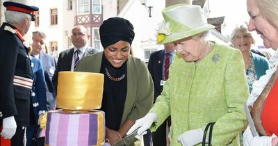 Queen's priceless response to 'wonky' birthday cake made by Bake Off winner
