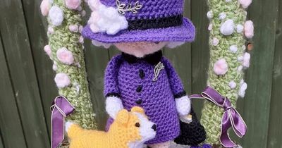 Knitted post boxes tribute to Queen as royal fans pay homage to late monarch