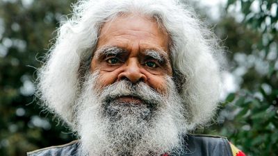 Acting community pays tribute to Uncle Jack Charles, revered Aboriginal elder and giant of the arts