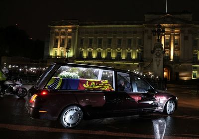 The Queen’s coffin returns to Buckingham Palace ahead of lying in state