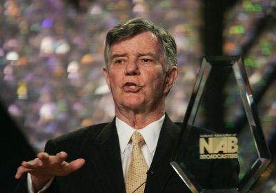 Lowry Mays, founder of largest U.S. radio group, dies at 87