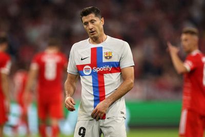 Robert Lewandowski suffers on Champions League return to Bayern Munich