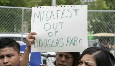 As Riot Fest crews set up in Douglass Park, Little Village, Lawndale residents push for music festival to leave